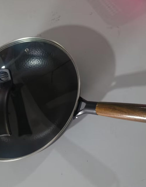 Load image into Gallery viewer, Iron Pan Traditional Iron Wok Handmade
