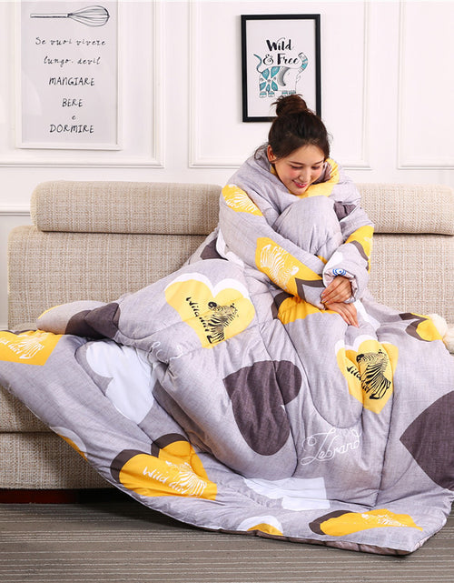 Load image into Gallery viewer, Winter Lazy Quilt with Sleeves
