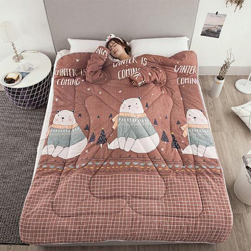 Load image into Gallery viewer, Winter Lazy Quilt with Sleeves
