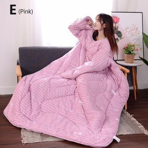 Load image into Gallery viewer, Winter Lazy Quilt with Sleeves
